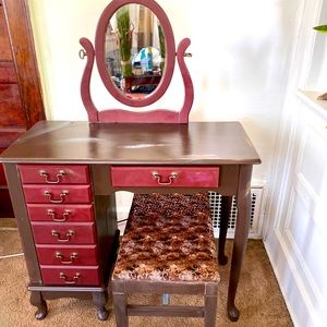 Refurbished vanity/jewelry box